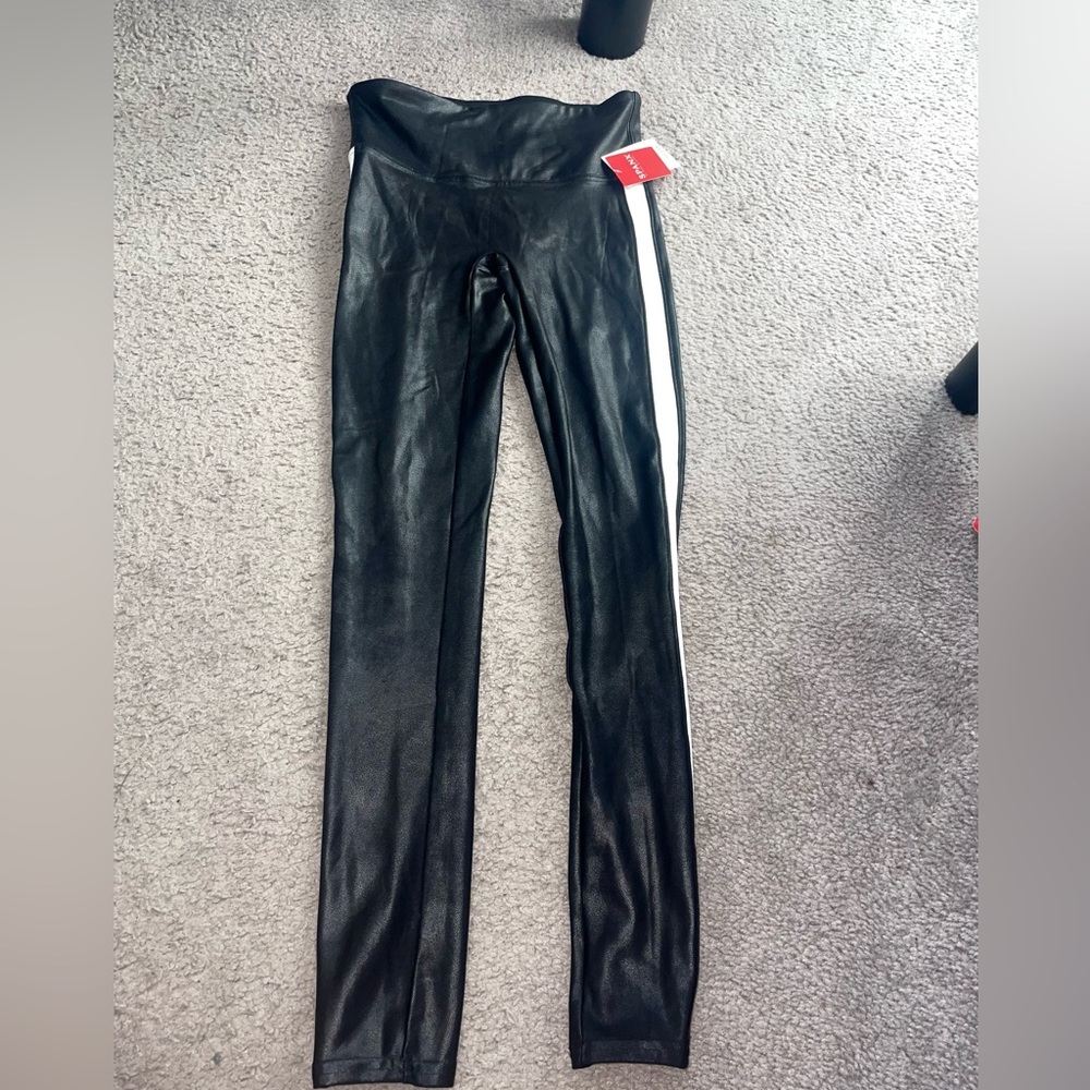 NWT SPANX faux leather leggings black with white strip detail size S NEVER WORN